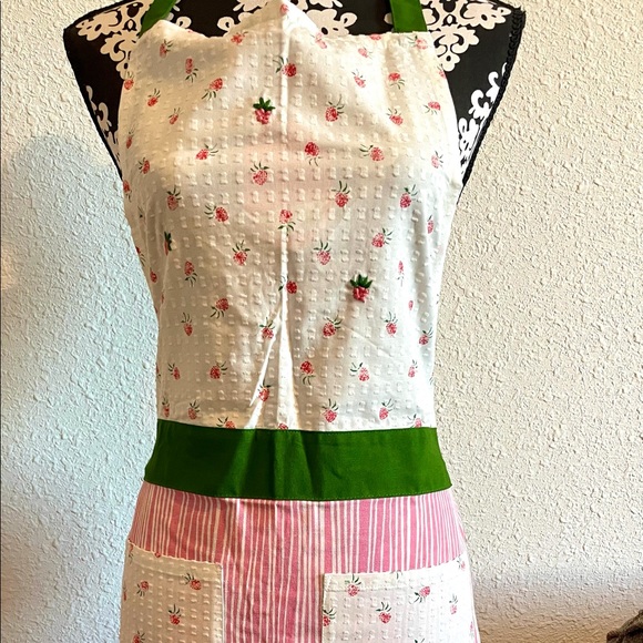 Opalhouse | Other | Nwt Embroidered Opalhouse Apron With Raspberries ...
